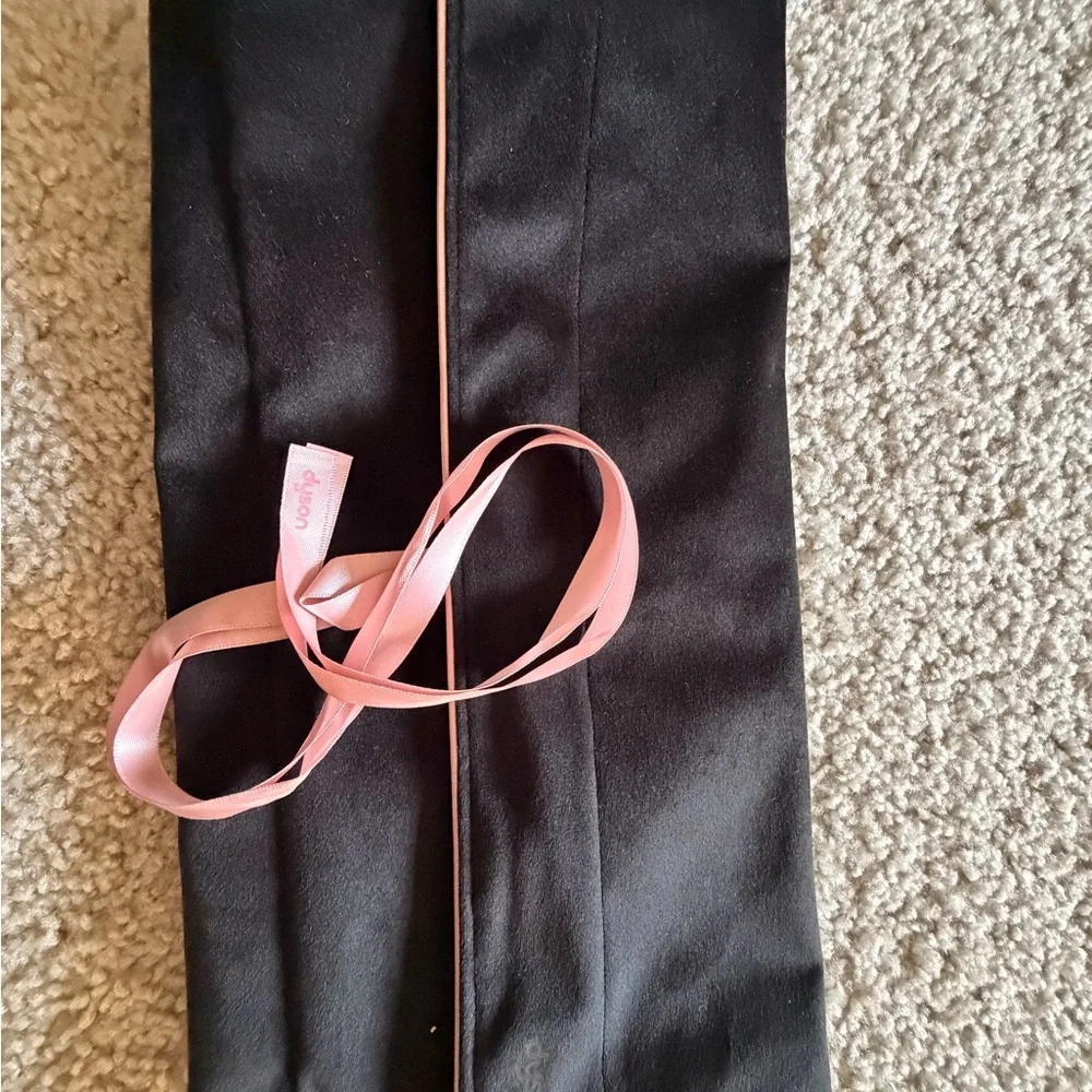Dyson Black and Pink Accessory Bag - Picture 4 of 5